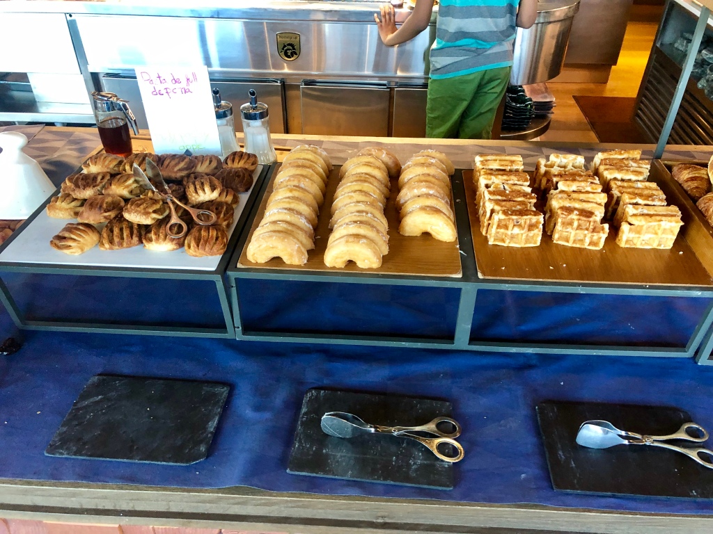 W Barcelona breakfast pastries